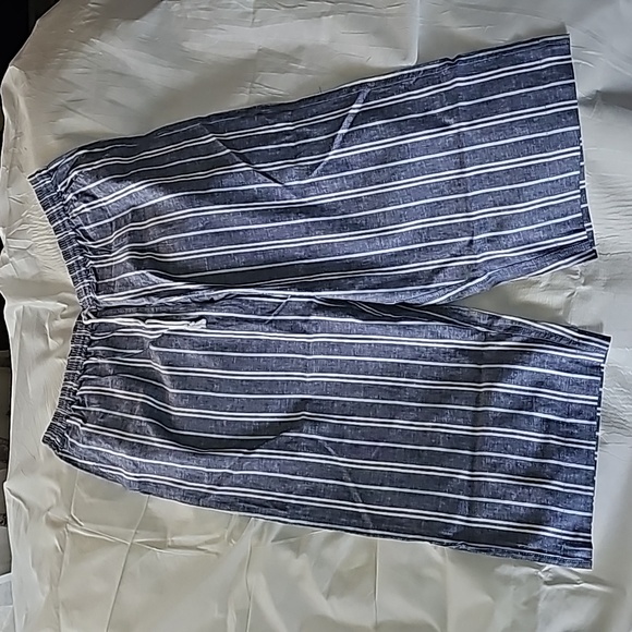 Cropped Linen blue and white pants - Picture 4 of 13